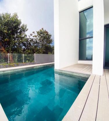 Sunshine Villa with Optionally Heated Pool 150m above Ocean & Sandy Beach