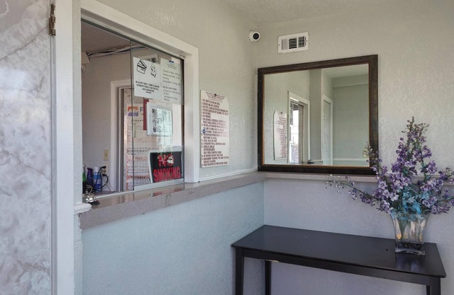 Super 7 Inn By Oyo San Antonio N.W. Medical Center