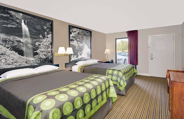 Super 8 by Wyndham Athens