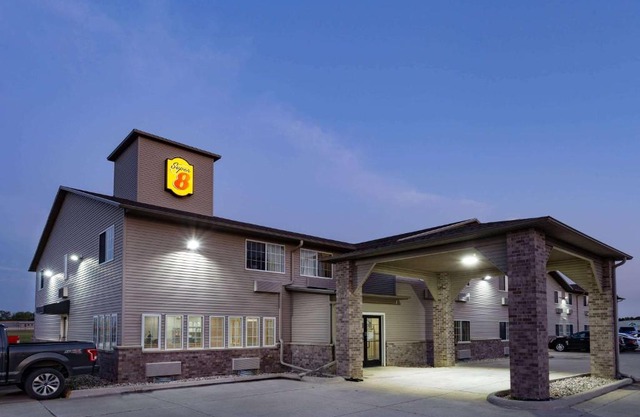 Super 8 by Wyndham Fort Dodge IA