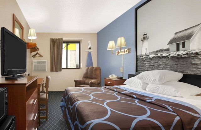 Super 8 by Wyndham Massena NY