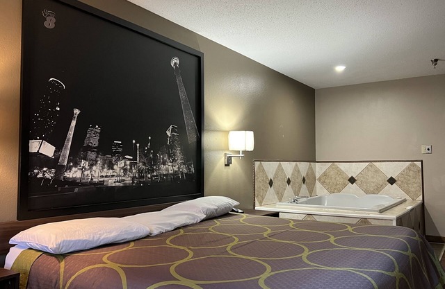 Super 8 by Wyndham Norcross/I-85 Atlanta