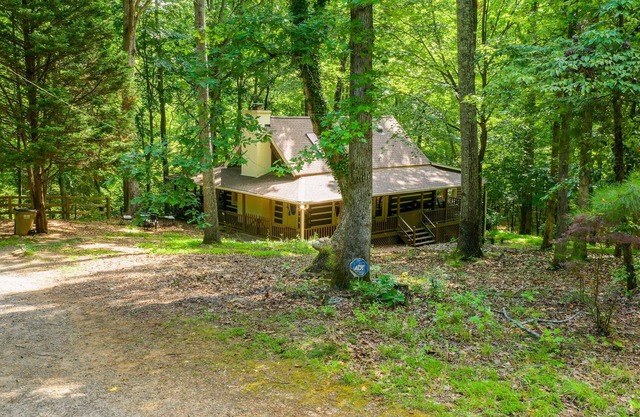 Super Cozy,Rustic 2bd/2ba/10 cleaning fee