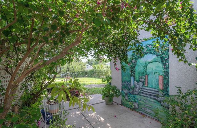 Super Sweet Apartment minutes from Busch Gardens/IoA & Downtown Tampa.
