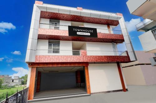 Super Townhouse Sarai Metro Station Formerly Palla