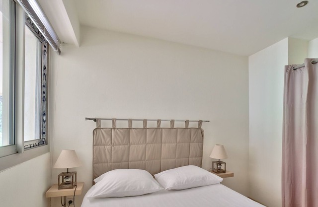 Superb 1bed flat with 25sqm terrace