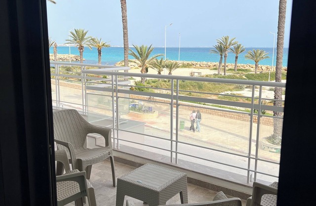 Superb apartment in the city center, sea view