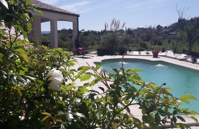 Superb contemporary villa, space, great comfort, haven of peace