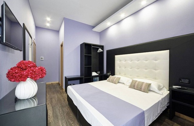 Sweet Central Hotel