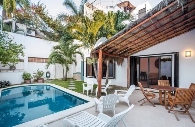 Swimming Pool, Rooftop Terrace, 4 Blocks from Ocean