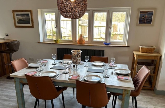 Swn Y Mor Bungalow in the beautiful Pwllheli