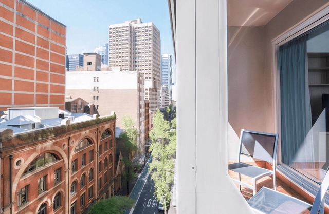 Sydney- PI702 - Kent St - Spacious Studio in Mantra Hotel with Separate Sleeping Area Near Darling Harbour