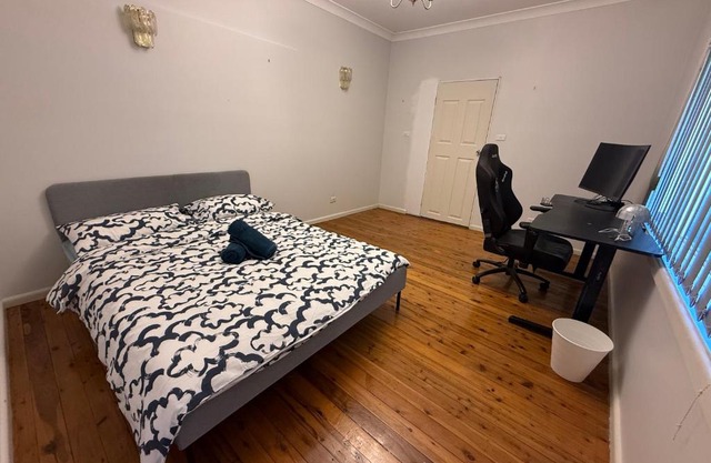 T Room