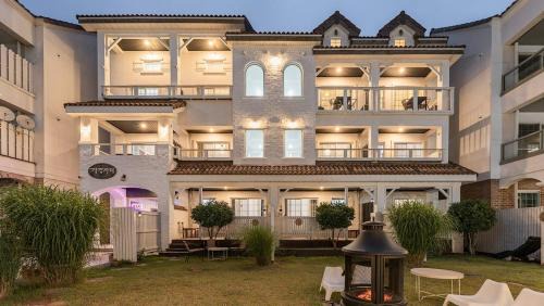 Taean Fringe OceanView Pension