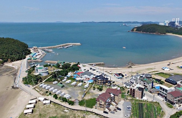 Taean Hakampohaneul Pension