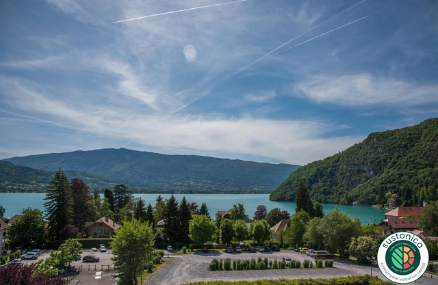 TALLOIRES village - Le Loft du Manoir avec vue lac