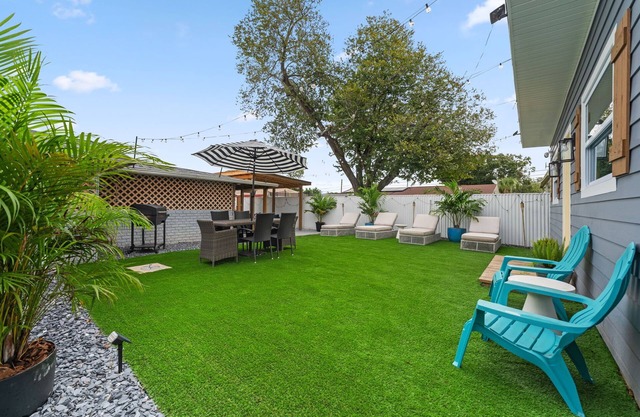 Tampa Lounge Oasis – Prime Spot Near Buccaneers Stadium,Airport & Moren