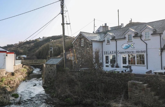 Tan Bryn 1