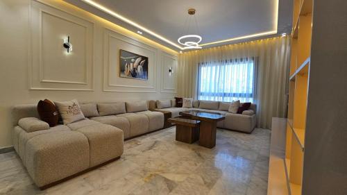 Tanger City Center Luxury 2BR AC WiFi Garage