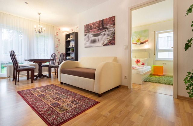 Terrace apartment on the Great Garden. Dresden old town.