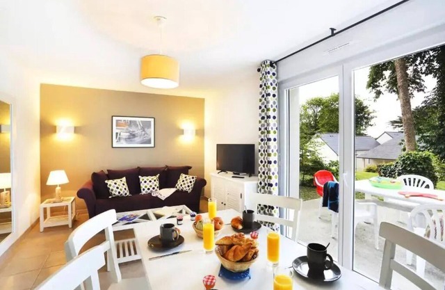 Terres de France - Residence Domaine de la Baie * - House 4 Rooms Duplex 6/8 People