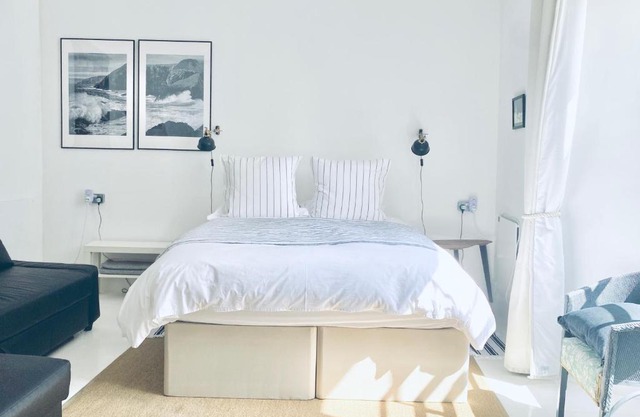 The Art Room Apartment