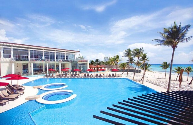 The Azul Fives hotel/condo on the beach located in Playa del Carmen, Mexic