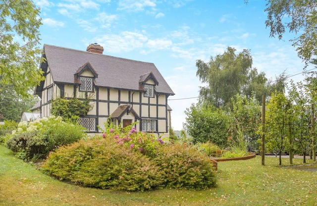 The Barracks - Cottage