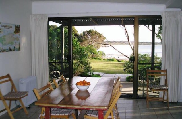 The Beach House - just steps to Brown's Beach