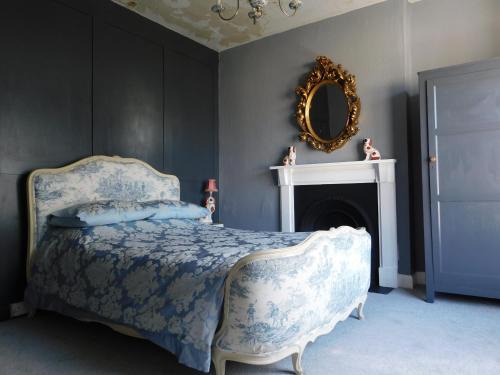 The Bear Bread Bakery B&B, Ensuite rooms above the Bakery, Colyton