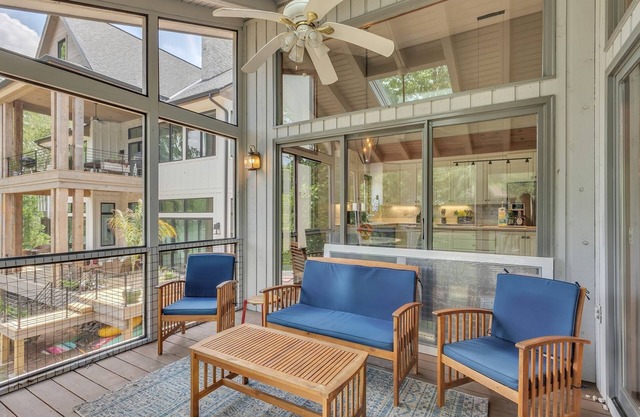 The Blue Flamingo (5-Bedroom Home) by RedAwning