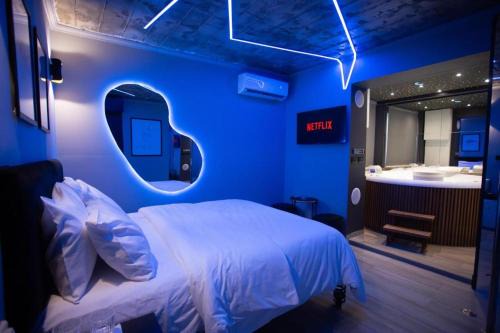 The Bubbles - Jacuzzi Rooms Tirana