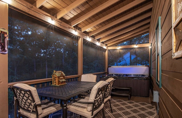 The Cabin Kingdom | Hot tub | Fire Pit