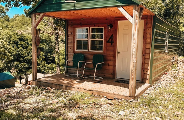 The Cabins at Bent Pine Ranch ~ Cabin #4