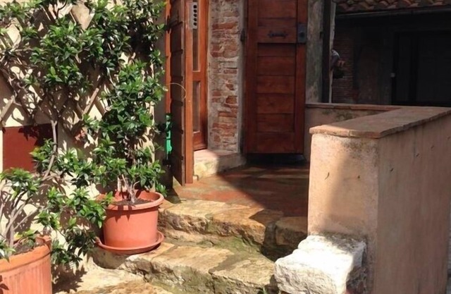 The Castle House. Pleasant apartment in front of the medieval castle.