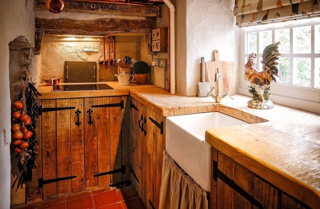 The Cheese House, Gileston Manor Coastal Village