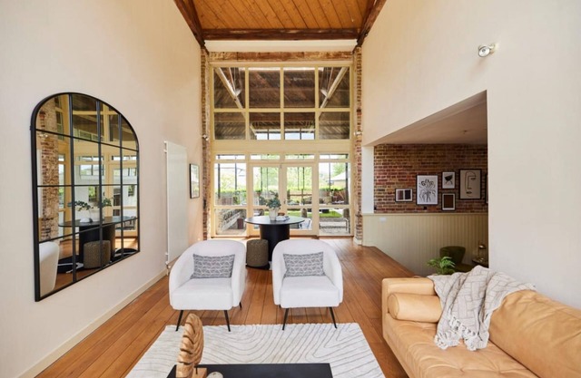The Chelmsford Hideaway - Spacious 5bdr House With Patio Garden