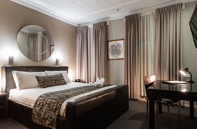 The Clarendon Hotel