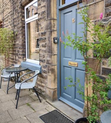 The Cobbles - Central, Parking, Netflix & Woodburner
