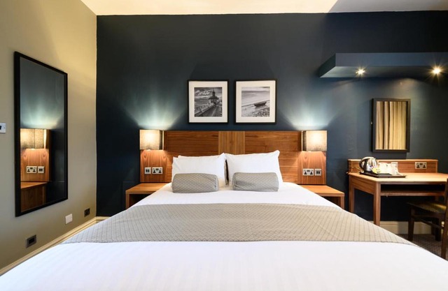 The County Hotel by Innkeeper's Collection