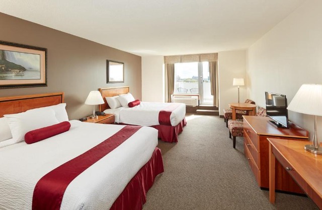 The Falls Hotel & Inn