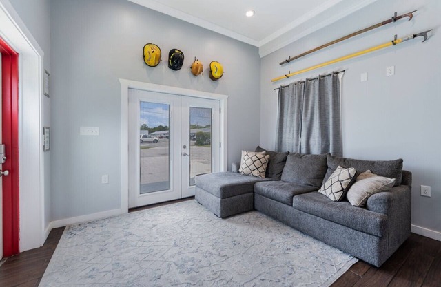 The Firehouse Suite- Morehead City