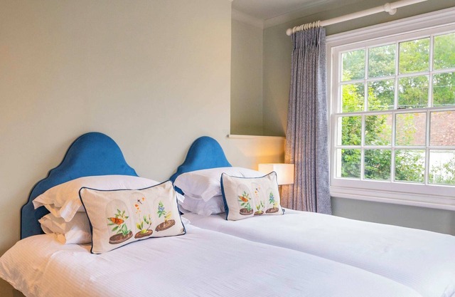The Flower Pot Hotel - Room 3 - Twin