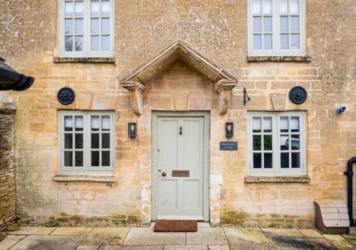 The Gamekeeper's Cottage - Stunning 2 Bed!