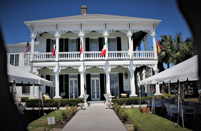 The George Manor