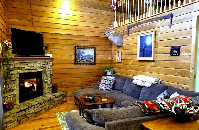 The Green Cabin-on-The Bourbon Trail