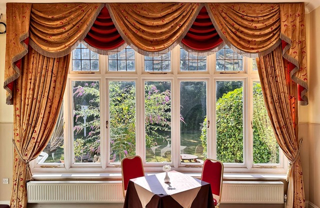 THE GROVE HOTEL