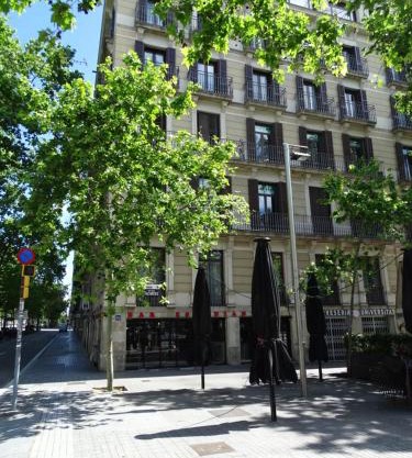 The Hotel 592 - Adults Only