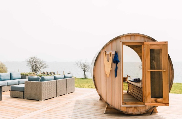 The Hull House - Lake Ontario Waterfront w Sauna