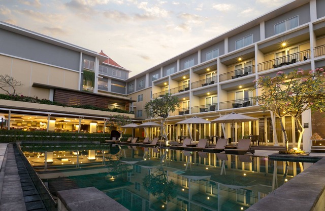 The Kana, Kuta